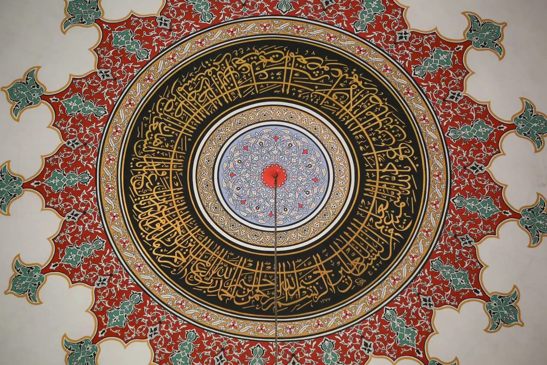 Arabic-first travel interface showing right-to-left navigation and hierarchy
