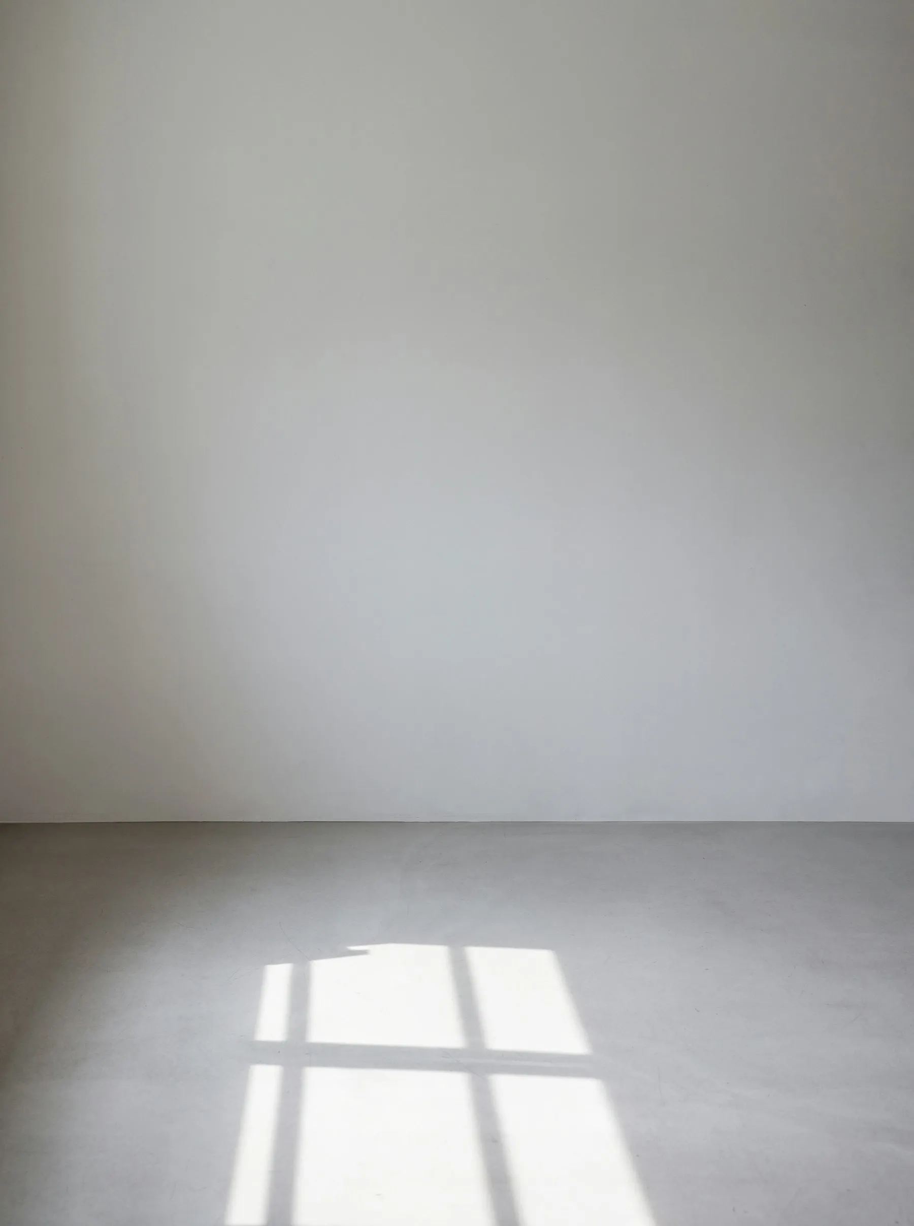 Minimal interface moment used to discuss empty states